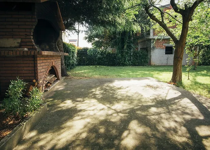 Stela Бибинье